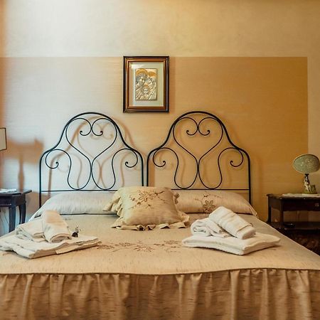 B&B Elvira Al Duomo Монреале Экстерьер фото