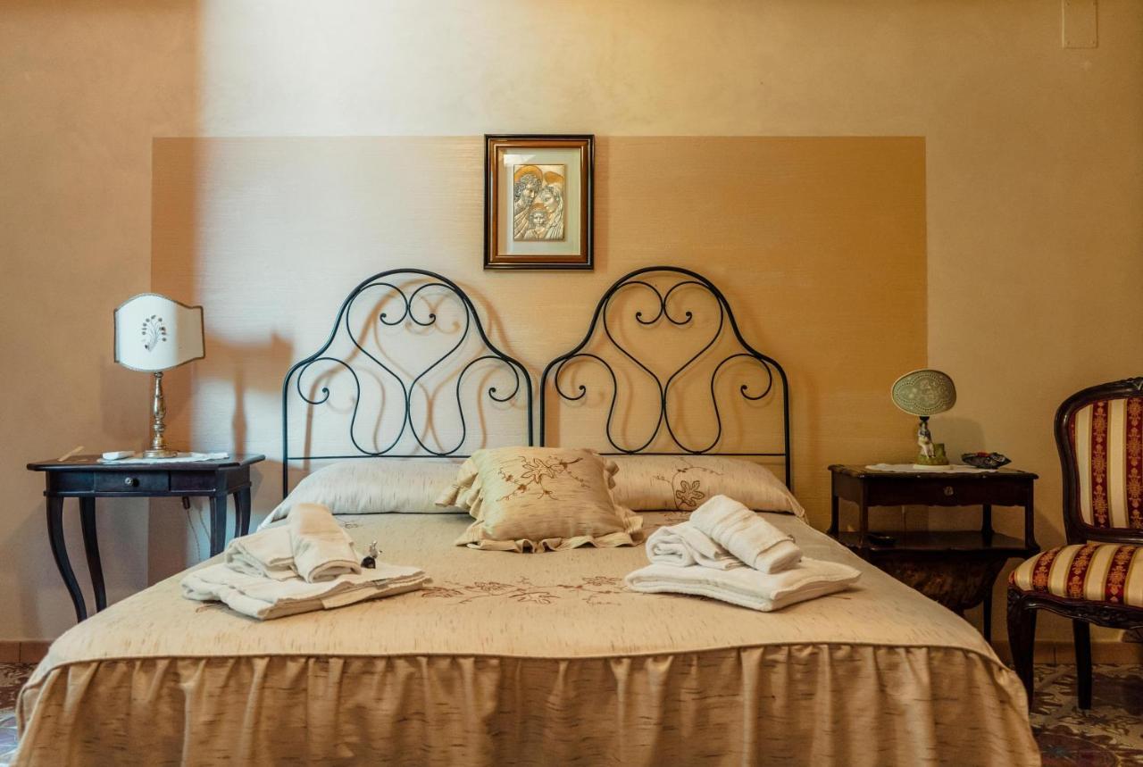 B&B Elvira Al Duomo Монреале Экстерьер фото